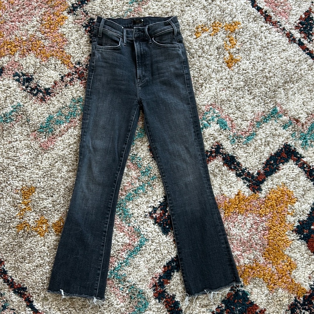 Mother the Hustle Ankle Fray in Sharing Secrets. Vintage black wash. 24.